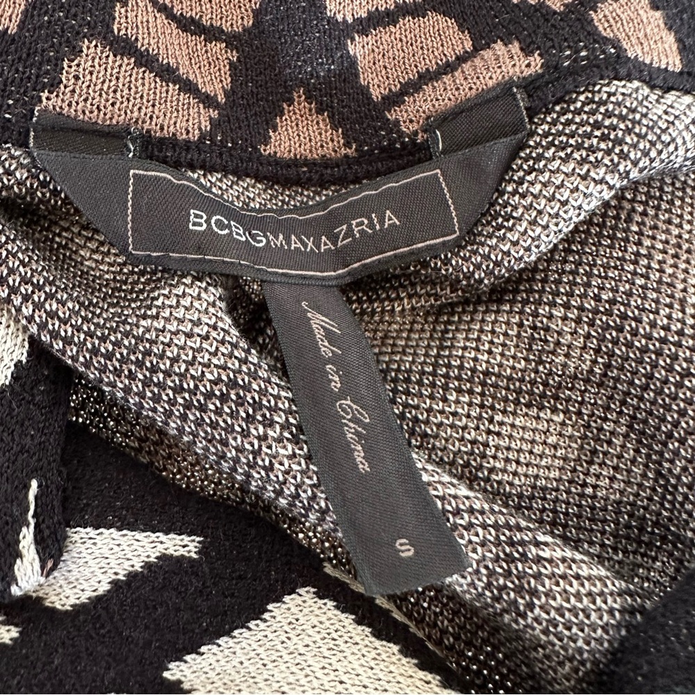 BCBGMaxAzria Abstract Pattern Silk and Wool Blend Sweater Jacket - Picture 12 of 13